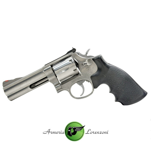 SMITH & WESSON 686 4" CAL 357 MAG. USATA